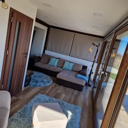 Luxury Reed House Villa *