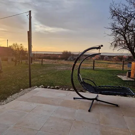 Luxury Reed House Balatonudvari