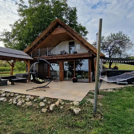 Villa Luxury Reed House Balatonudvari