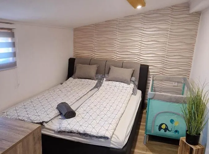 Luxury Reed House וילה